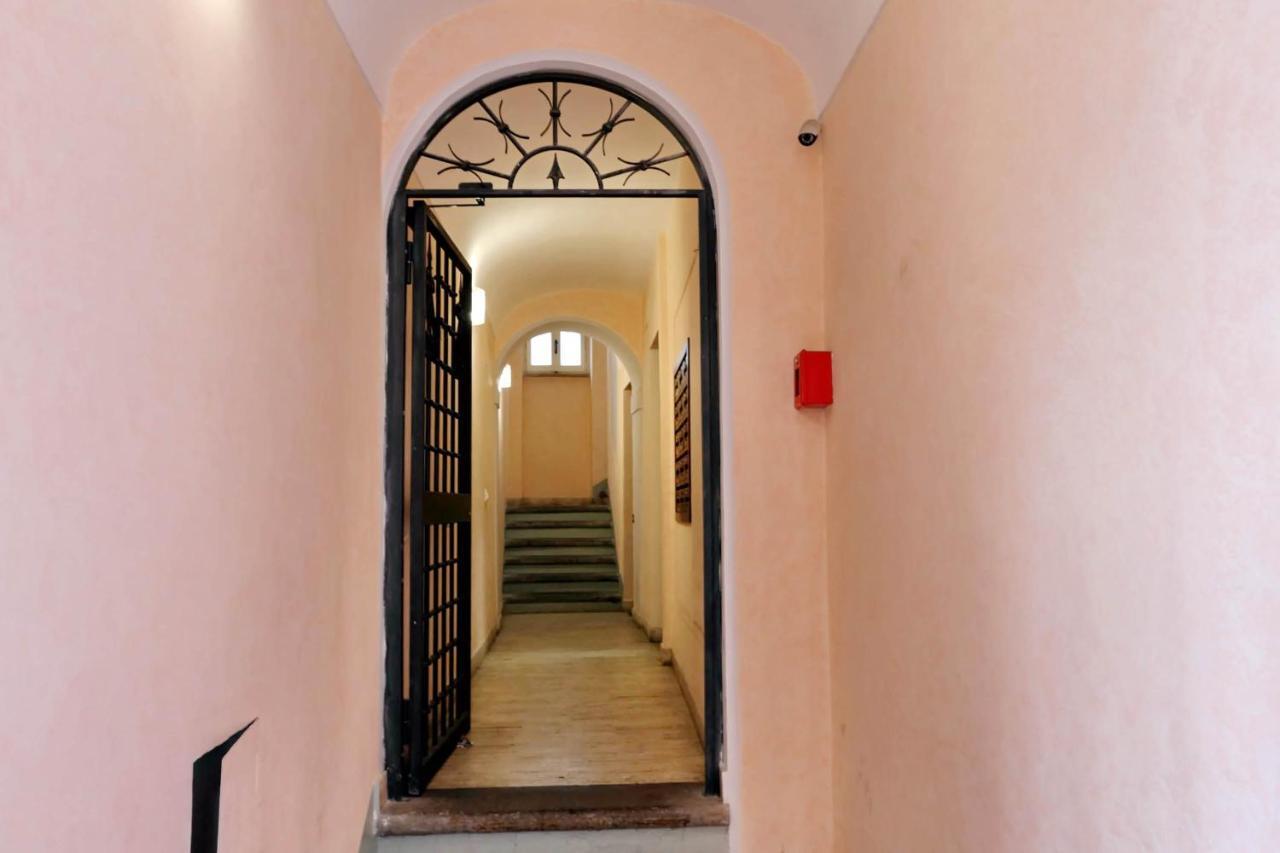 Rent in Rome Trevi Fountain Suite Exterior foto